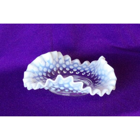 Vintage Fenton Moonstone Opalescent Hobnail Double Crimped Trinket Ring Dish - Picture 6 of 7